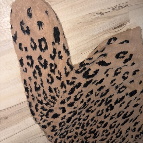 Leopard Fur Cardigan - Picture 3 of 9